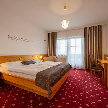 Hotel Des Gluecks - Fischl 4*